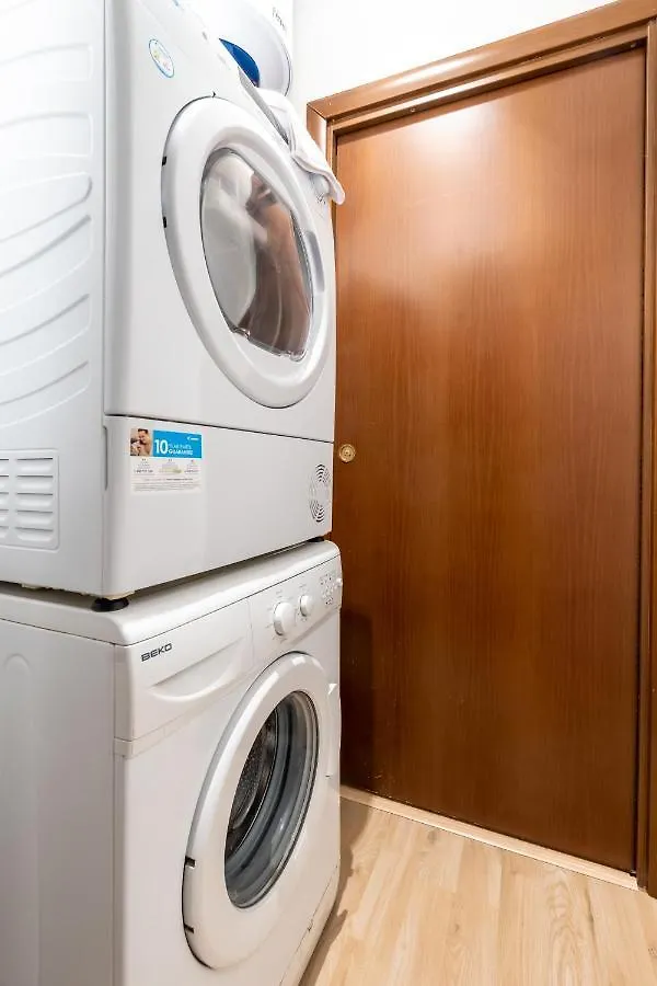 Suite 1,2 Porta Milano Centro Parking Free 0*, Milan