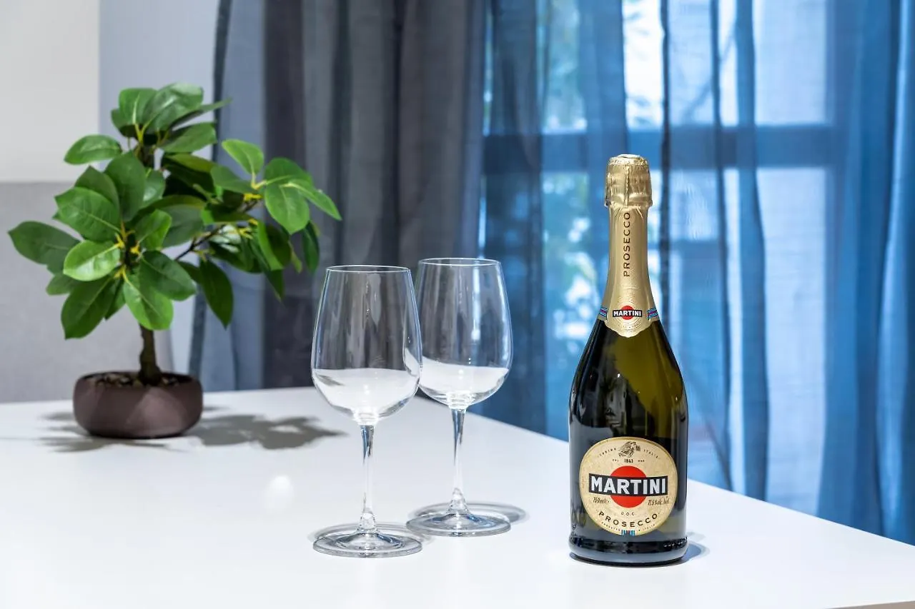 Suite 1,2 Porta Milano Centro Parking Free